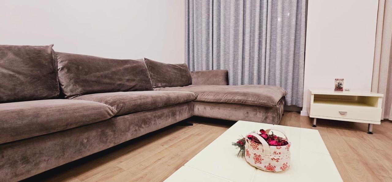 Discover From Our 3-room With Free Parking-komuna E Parisit *