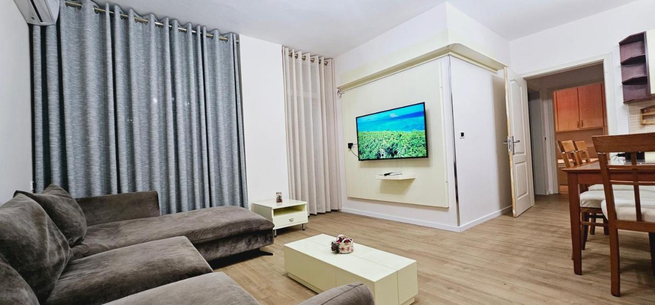 Apartman Discover From Our 3-room With Free Parking-komuna E Parisit Tirana