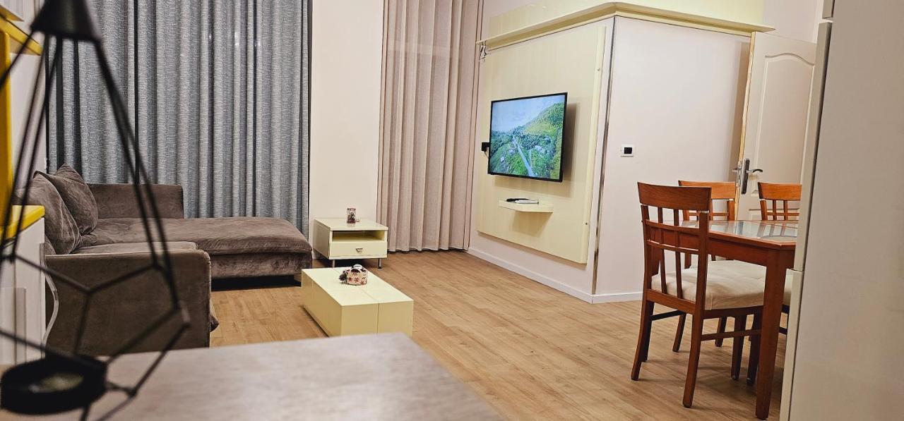 Discover From Our 3-room With Free Parking-komuna E Parisit Tirana